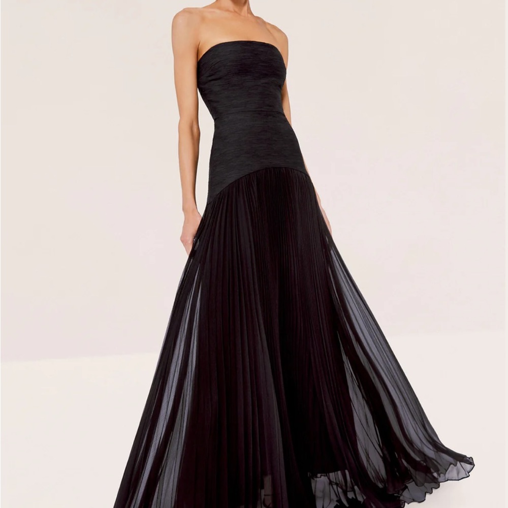 LIKE NEW - Alexis Sunniva Dress in Black
